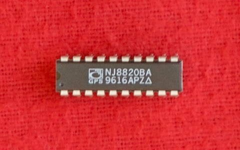 NJ8820 Frequency Synthesiser PLESSEY