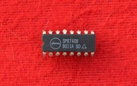 SP8790 ÷4 Extender for 2-Modulus Counters Plessey